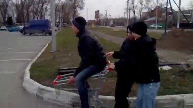 Прикол, магнит, тачка. смотреть онлайн
