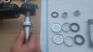 как собрать рулевой палец на цилиндр МТЗ , и к нему гайки ,кронштейн