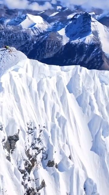 САМАЯ ВЫСОКАЯ ГОРА НАД УРОВНЕМ МОРЯ, ГОРА ЭВЕРЕСТ: (8849 МЕТРОВ) КОРОЛЬ СРЕДИ ГОР