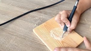 Гравировка по дереву - просто и быстро.