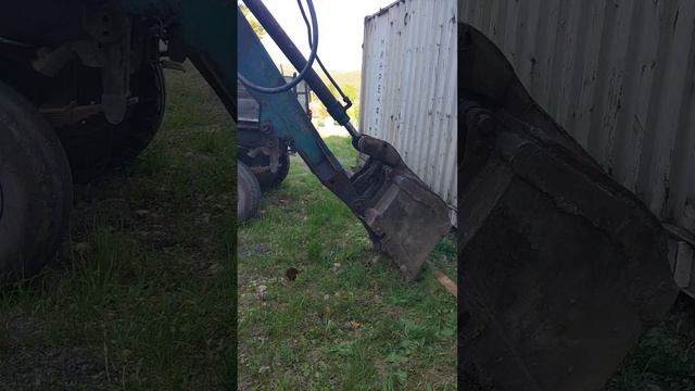 Покупка экскаватора в деревне: советы