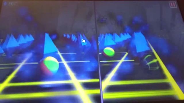 Играем с Алёной в игру два мяча 3D смотреть онлайн