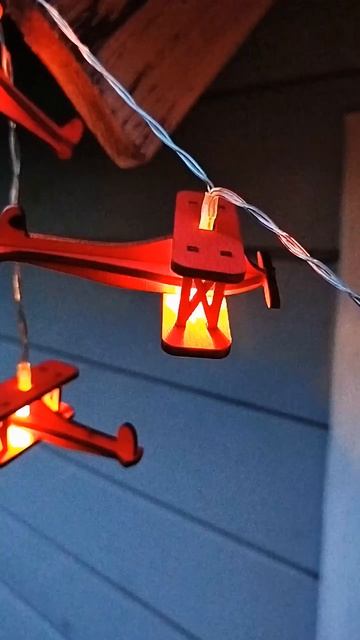 Гирлянда от #elmarto Красный Барон #неон #мастерская #марк? смотреть онлайн