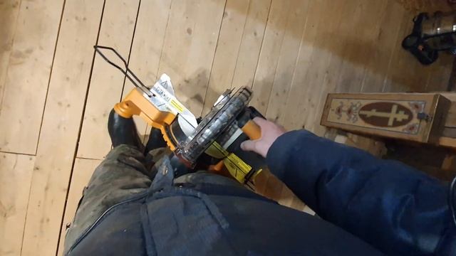 Батюшка и инструмент. Worx wx845. Поработал несколько дней: смотреть онлайн