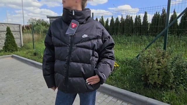 Женский пуховик-куртка Nike Sportswear Therma-FIT City