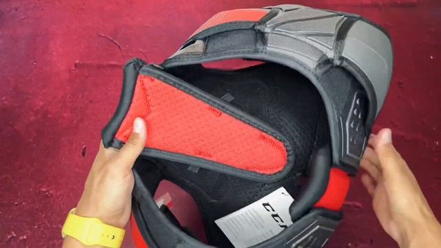 Хоккейный нагрудник CCM QUICKLITE