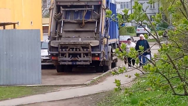 Вывоз мусора На улице Орджоникидзе,2А(23.04.2024)В 10:42