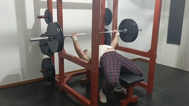 #жим лёжа, широкий хват 140х4(2)-1 подход / личный рекорд (2 ?