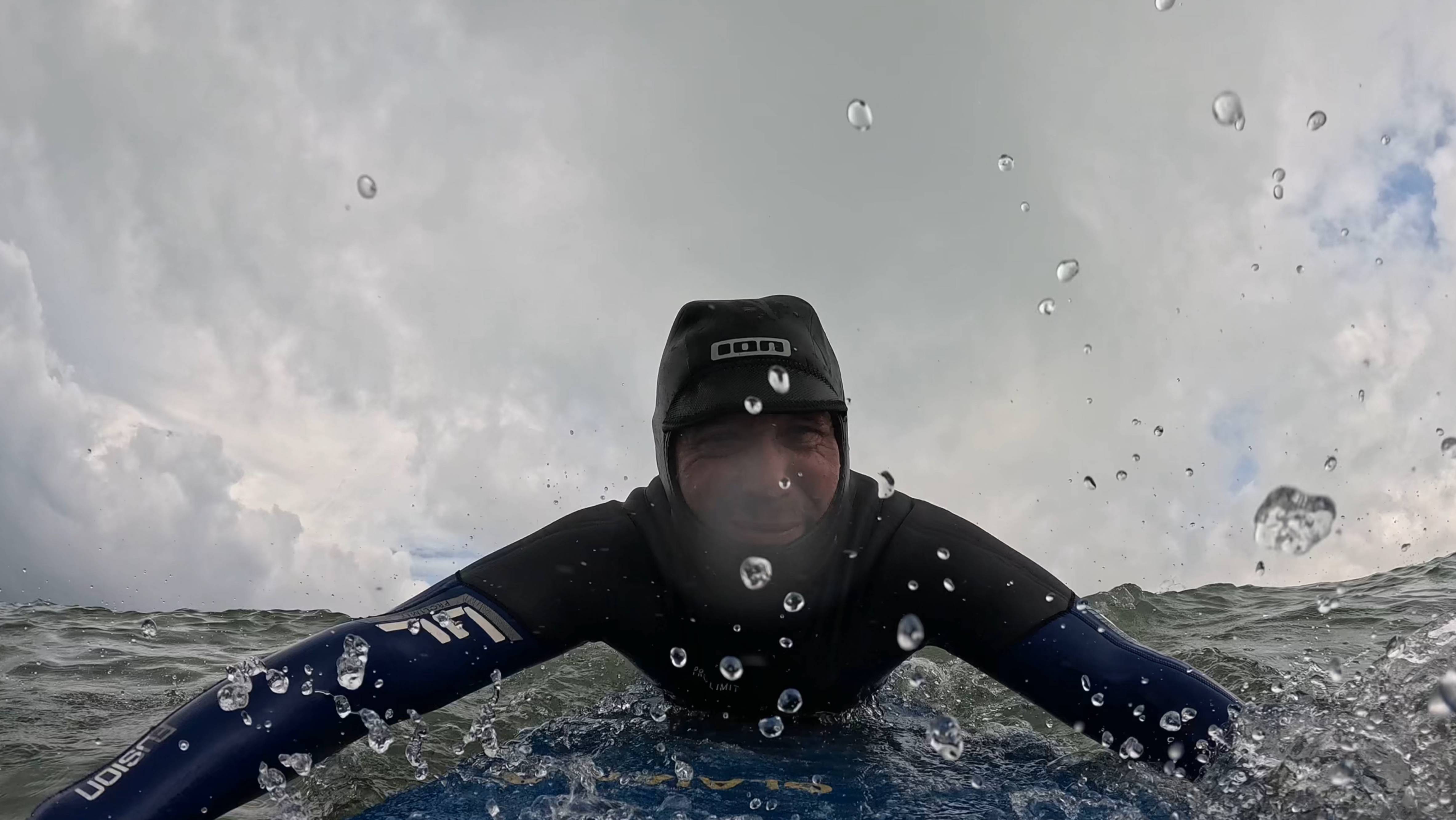 Пришла волна, погнали катать