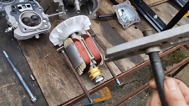 Бензогенератор новый , стучит при нагрузке. смотреть онлайн