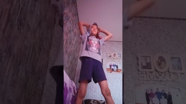 и осталось на 3 дня но они спасли Вову и потом Кира спасло Вову смотреть онлайн
