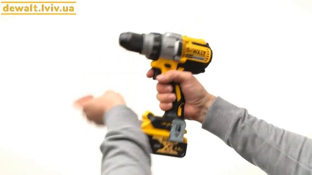 Дриль-шурупокрут акумуляторний DEWALT DCD991 смотреть онлайн