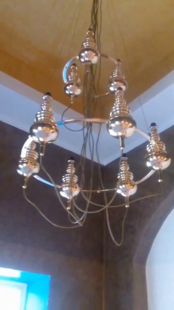 Вот такую отделку. Лестничной марш. Редко где увидишь. смотреть онлайн