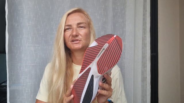 Обзор кроссовок Adidas Adizero SL смотреть онлайн