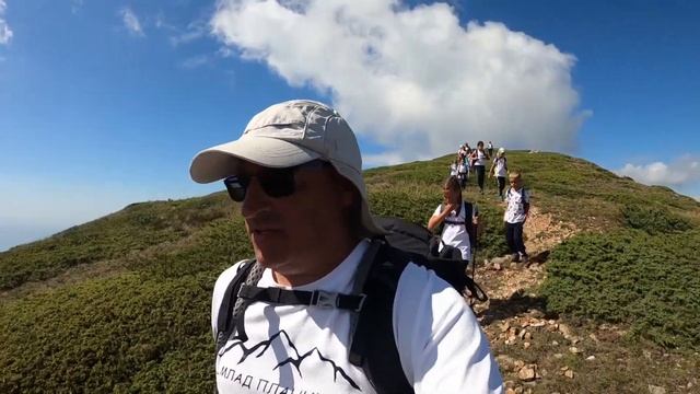 Компас /99/ По билото на планина Беласица - Демир капия, връх Радомир, връх Конгур, хижа Конгур.