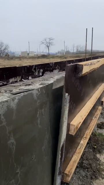 Стройка / фундамент ленточный/ фанера смотреть онлайн