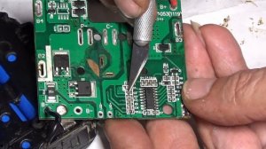 Ремонт АКБ 20V MAX шуруповёрта P.I.T. после падения в воду.