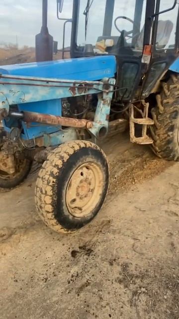 Я вот так застрял, передок и блокировка не работает 🙂 смотреть онлайн