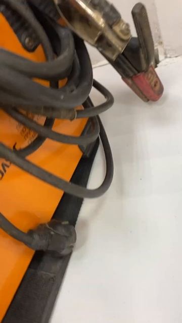 Сварочный аппарат Jasic ARC200 смотреть онлайн