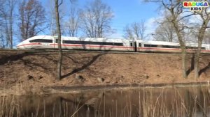 Учим цвета и поезда. Железнодорожный транспорт для де?