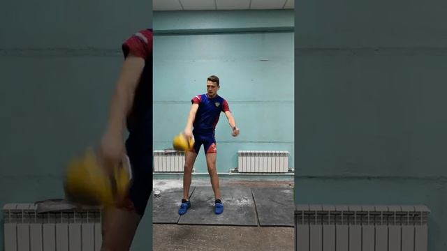 Пивень Андрей рывок 16 кг(с одной сменой рук) 10+10 минут 22 смотреть онлайн