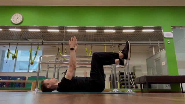 Мертвый жук (Dead bug) смотреть онлайн