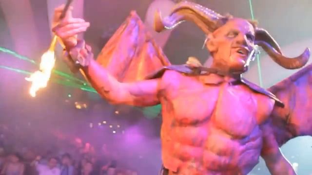 BAZUKA - Big Booty - 720HD - [ VKlipe.org ]