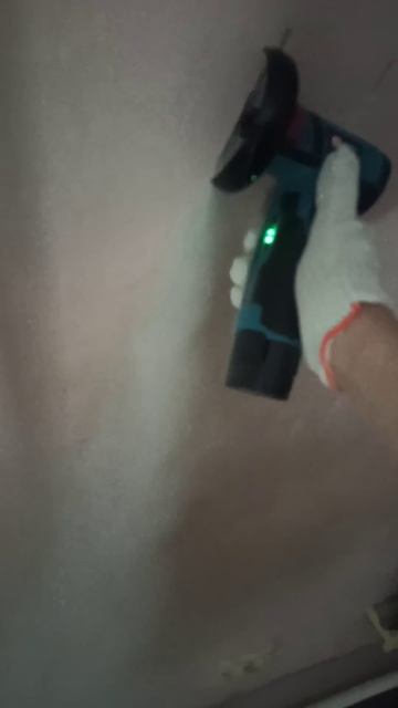 Маленькая болгарка аккумуляторная за 1700₽