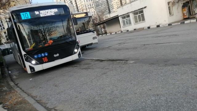 Троллейбусная остановка 9 микрорайон. Новороссийск