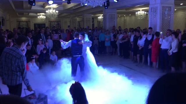 Ресторан Бельведер весільний танець