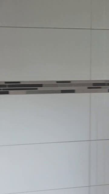 ТОТ МАЛЕНЬКИЙ САНУЗЕЛ ГОТОВ #ремонт #плиточник #tiles #flies смотреть онлайн