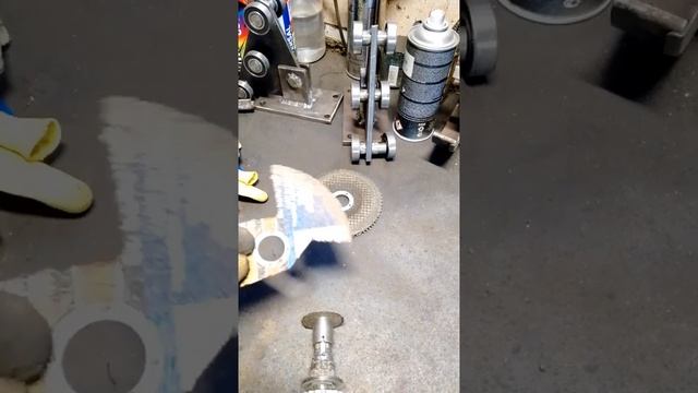 где срочно взять маленький диск для дремеля или насад? смотреть онлайн