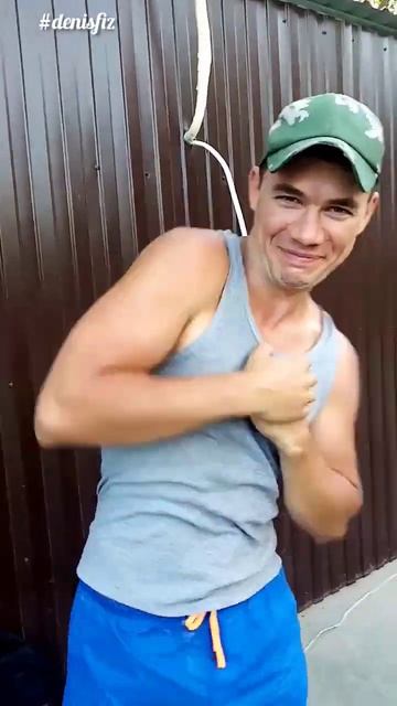 Если защемило в грудном отделе, лайфхак 🤪😆🤣 - это видео прикол,но мне реально помогало🤔 смотреть онлайн
