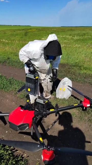 Как выглядит пит-стоп дрона XAG XP 2020!? Гербицидная обраб? смотреть онлайн