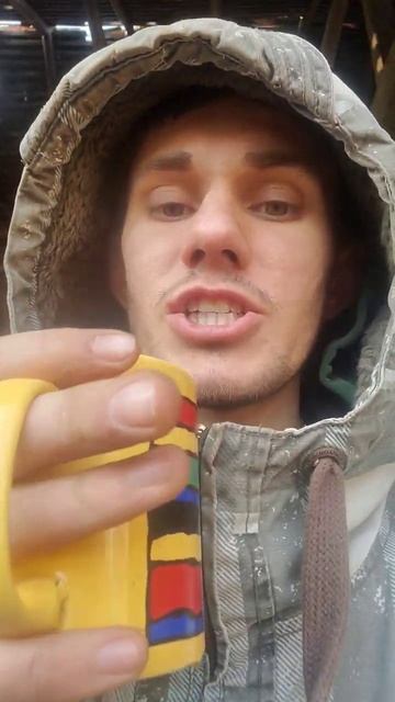 Человек это как чашка, что туда наливаешь - то и будет