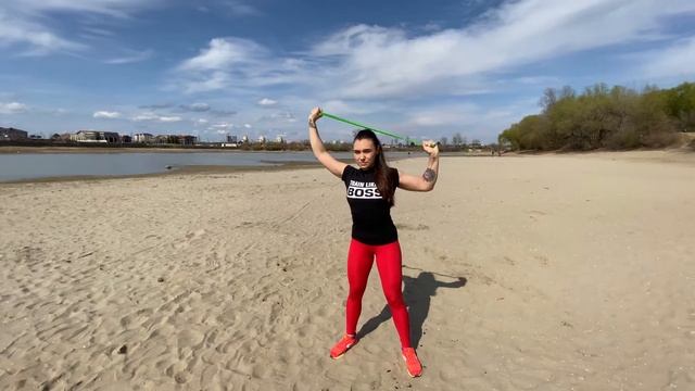 вертикальная тяга по одной с эспандером смотреть онлайн