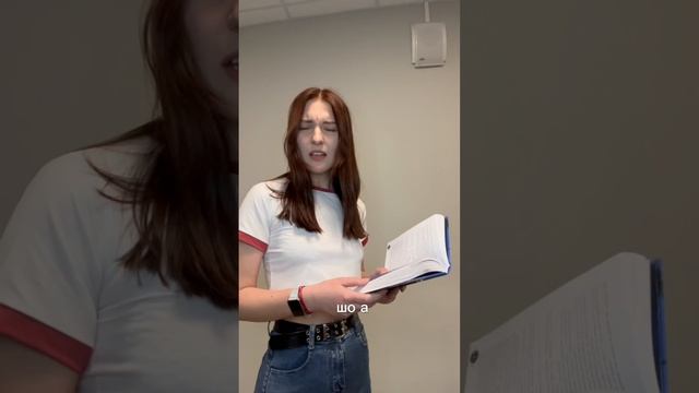 📞 Передаю телефон… Кому? Смотрите в видео!
#shorts