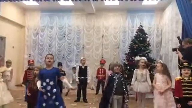 Елизавета Новый год 2016/2017 химки смотреть онлайн