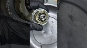 Убираем люфт патрона на шуруповёрте👍#ремонт #шурупов