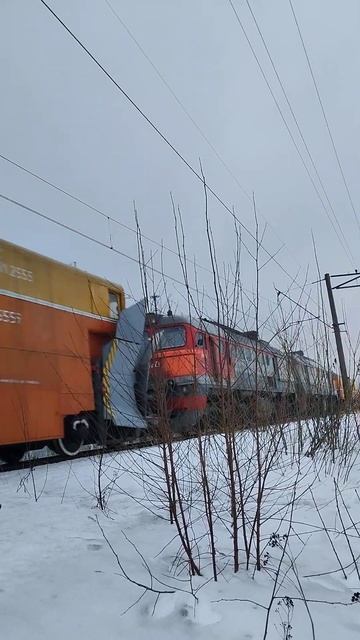 Снегоочиститель(путевая машина) в сцепке с 2М62 "Машка" | смотреть онлайн