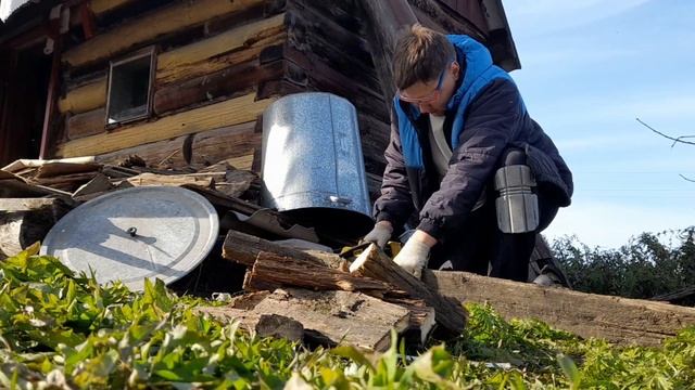 Кокосик тестирует цепную мини пилу Huter ELS-20-Li-2К смотреть онлайн