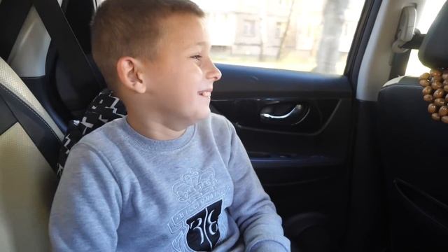 VLOG Серёжа сломал ногу смотреть онлайн