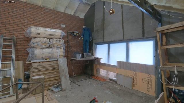 Фронтон готов, штукатурка по маякам, план действий зас