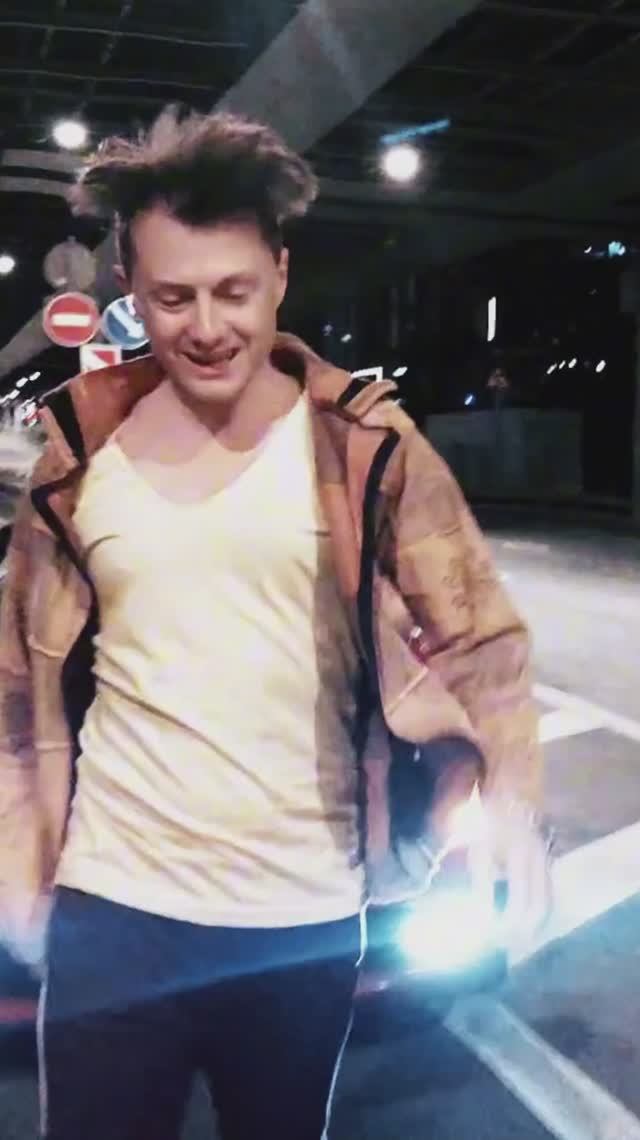 Сергей Арутюнов, Ласковый Май, Андрей Разин, Иван Воробьев - Как тогда на выпускном смотреть онлайн