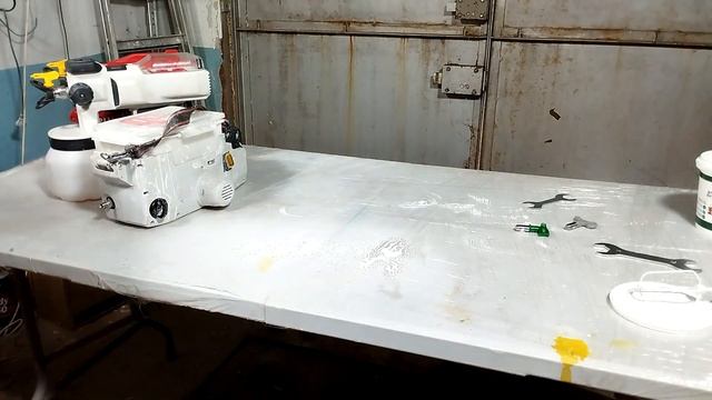 АККУМУЛЯТОРНЫЙ БЕЗВОЗДУШНЫЙ КРАСКОПУЛЬТ.