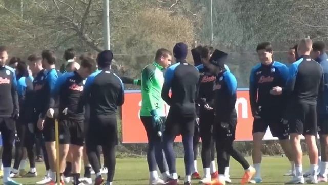 ЗИДАН УЖЕ ПОДПИСАЛ КОНТРАКТ С РЕАЛОМ НА 2 ГОДА! ЗИДАН Н? смотреть онлайн