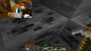 Tails plays - MINECRAFT !!!