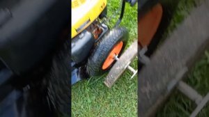 газонокосилка CHAMPION LMH5640, замена колёс на более широкие