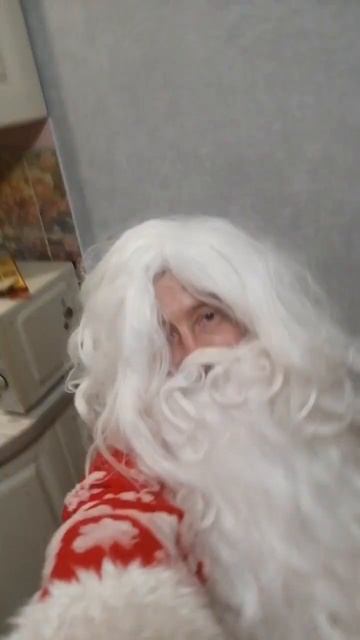 новый год#дедушка мороз#джигурдает#джигур#дает#шпиц поздравляет смотреть онлайн