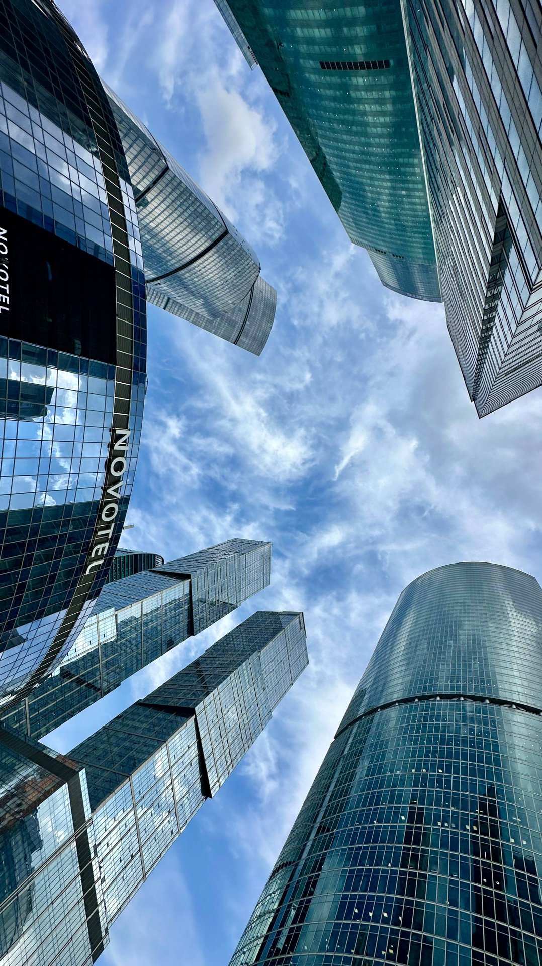 Что посмотреть в Москве? Куда сходить в Москве? Лучшие локации, которые нам удалось посетить. смотреть онлайн